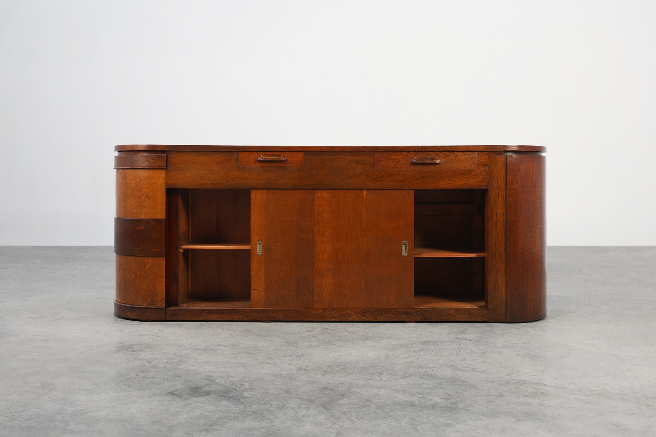Ensemble of 2 Art Deco Counters and 1 cabinet attr. to De Coene, Belgium 1920sthumbnail